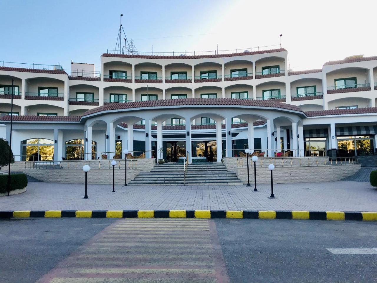 Assiut Cement Hotel Dış mekan fotoğraf